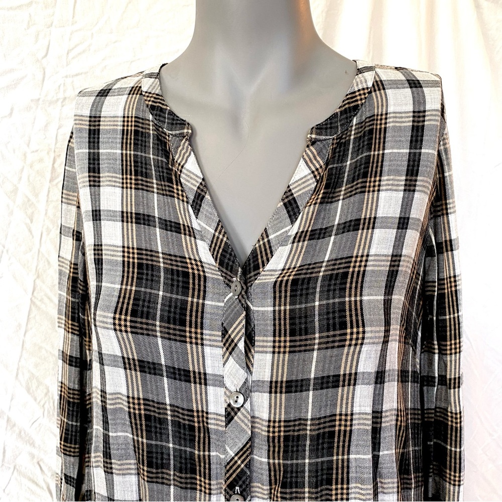 J.Jill Long Sleeve Plaid Button Down Top, Size XS, Loose Flowy Fit - Picture 2 of 10
